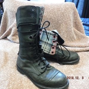 DR MARTENS TRIUMPH #12107 FOLD OVER MOTO BOOTS